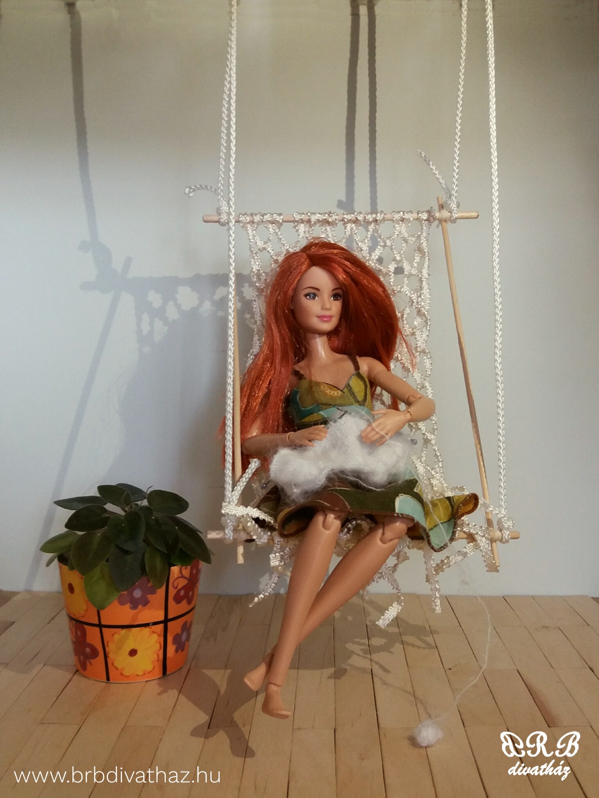 made to move Barbie BRB divatház