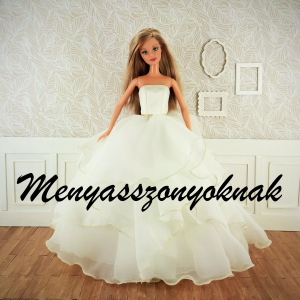 Barbie_menyasszonyi ruha_Poppy_Parker_menyasszonyi_ruha_BRB_divathaz