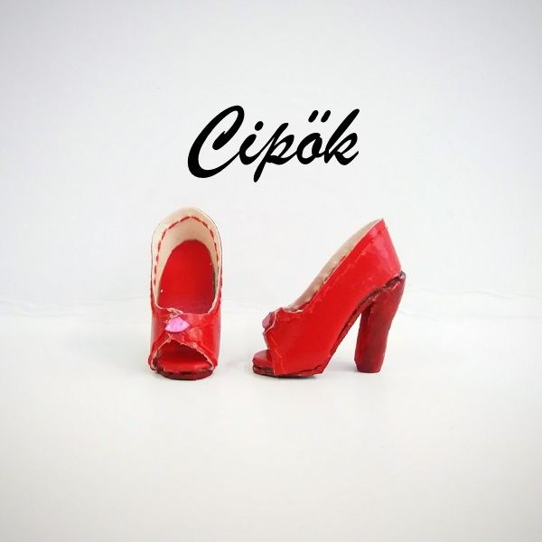 Barbie_cipo_Poppy_Parker_cipo_BRB_divathaz